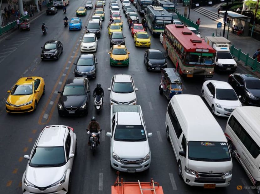 Vehicles are seen stuck in traffic along a road in Bangkok, Thailand December 18, 2018. REUTERS/Soe Zeya Tun Vehicles are seen stuck in traffic along a road in Bangkok, Thailand December 18, 2018. REUTERS/Soe Zeya Tun