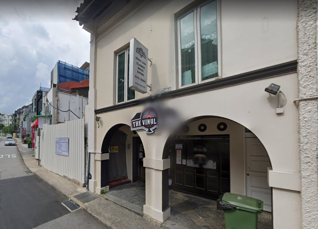 Cluster of 10 Omicron cases traced to River Valley bar; 448 confirmed infections so far: MOH Cluster of 10 Omicron cases traced to River Valley bar; 448 confirmed infections so far: MOH