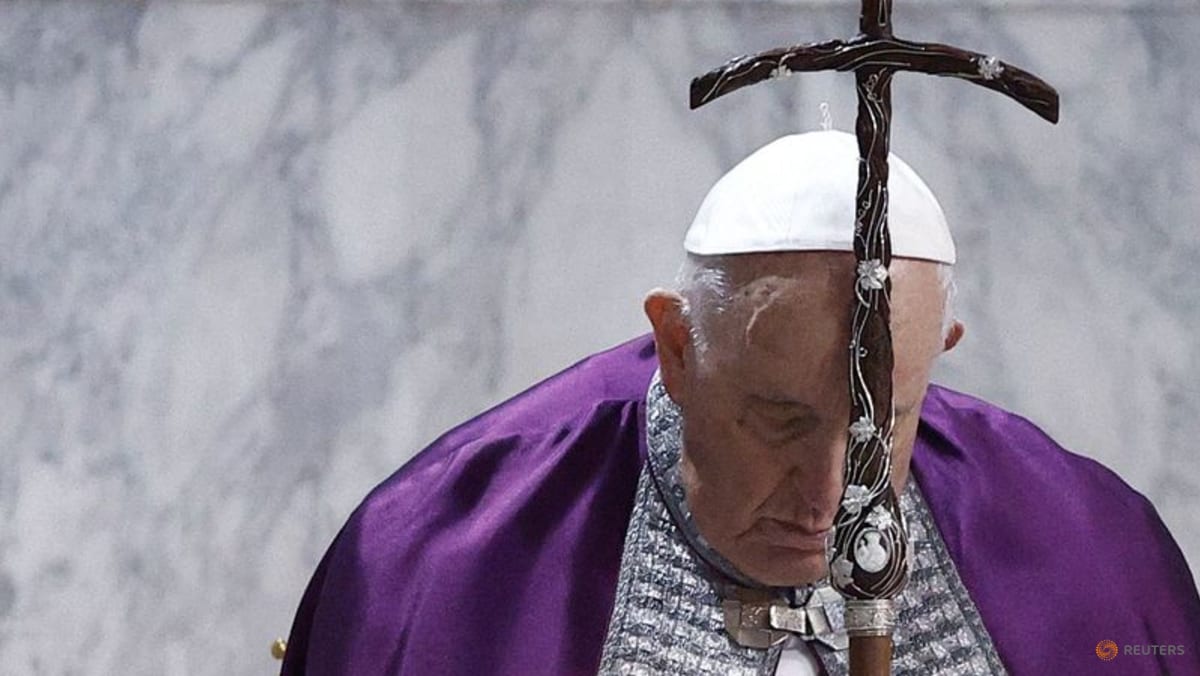 Pope Francis ushers in Lent at Ash Wednesday service TODAY