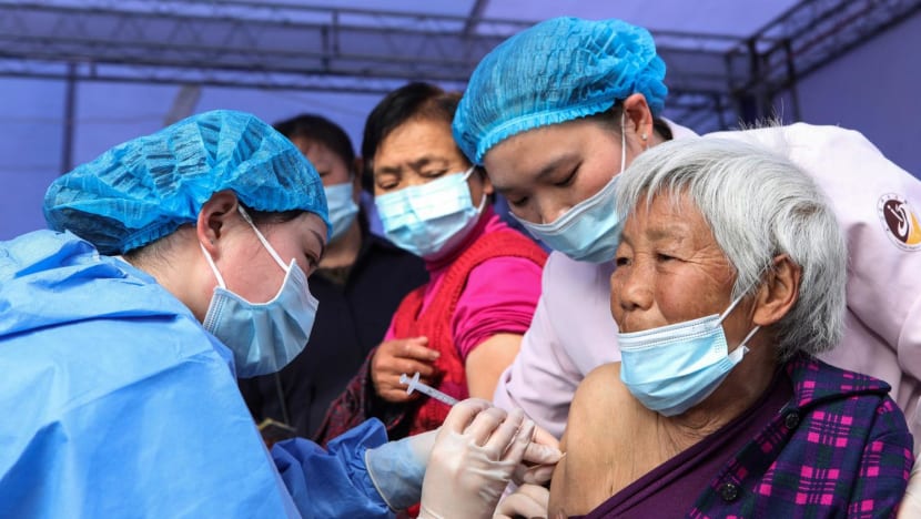 Chinese officials urge elderly to get COVID-19 vaccine, cite lesson of Hong Kong Chinese officials urge elderly to get COVID-19 vaccine, cite lesson of Hong Kong
