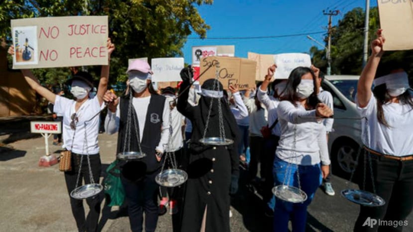 US sanctions Myanmar coup leaders as generals warn protesters to return to work US sanctions Myanmar coup leaders as generals warn protesters to return to work