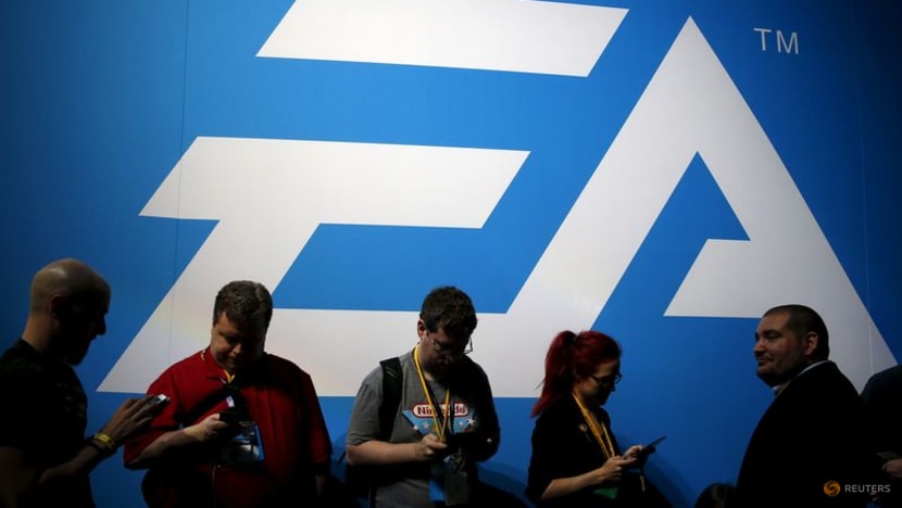 Electronic Arts sees sales below estimates as pandemic boom fades