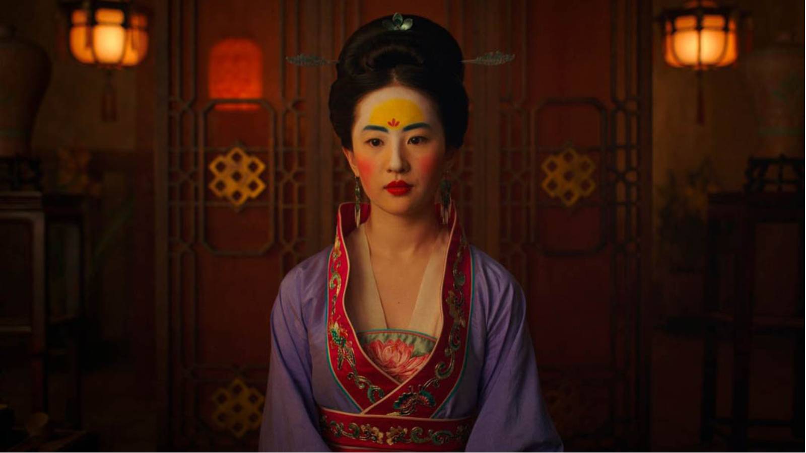 Chinese Netizens Aren’t Impressed With Disney's Mulan And Liu Yifei's Acting Chinese Netizens Aren’t Impressed With Disney's Mulan And Liu Yifei's Acting