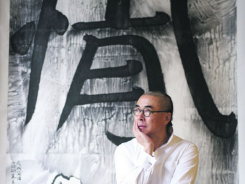 Chinese contemporary artist Gu Wenda will receive the lifetime achievement award at this year's Prudential Eye Awards next week.