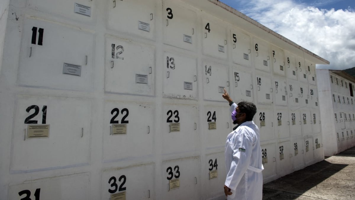 ‘The dead keep coming’: Violence overwhelms Mexico’s morgues