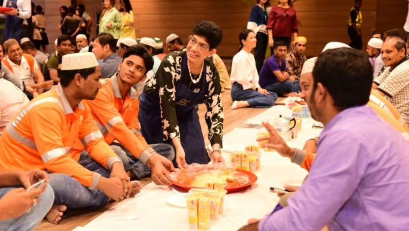 240 pekerja asing nikmati majlis iftar di WGS; Lendlease laksanakan inisiatif jaga kebajikan pekerja berpuasa