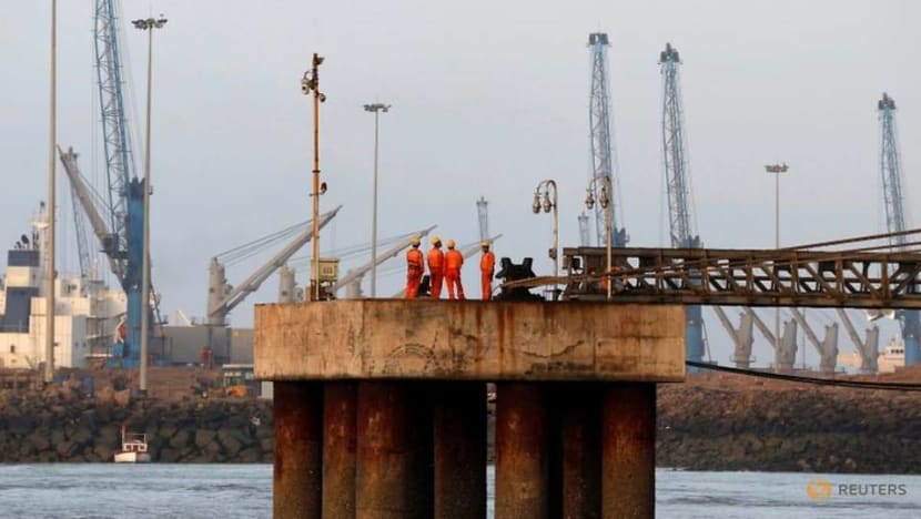 India's Adani offers discount for LNG-fuelled vessels at Mundra port India's Adani offers discount for LNG-fuelled vessels at Mundra port