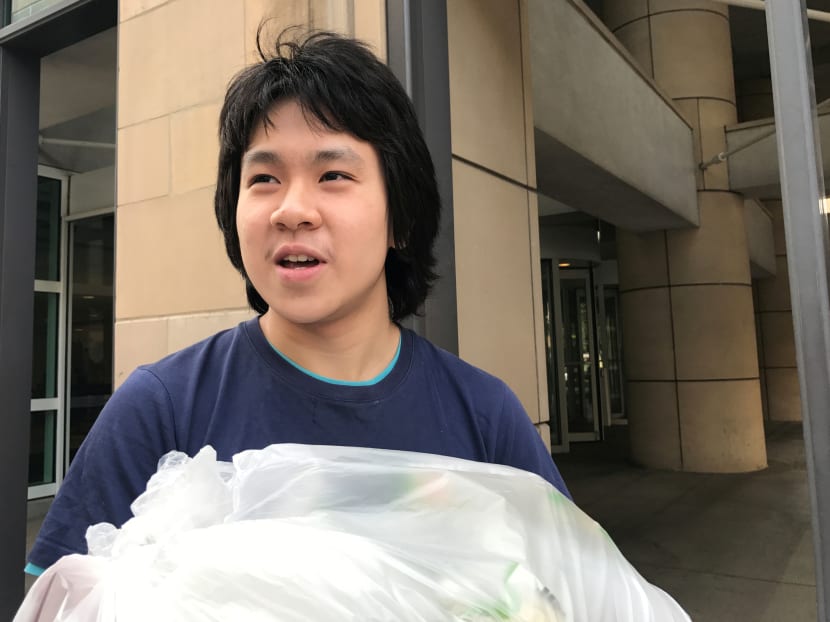 Amos Yee outside the United Sates Citizenship and Immigration Services office after his release from detention in Chicago on Sept 26, 2017.