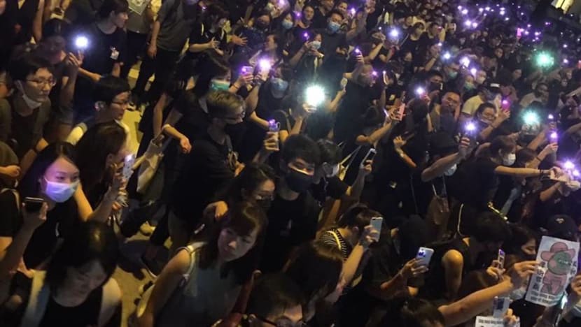 Thousands gather at Chater Garden in Hong Kong for #MeToo protest against police Thousands gather at Chater Garden in Hong Kong for #MeToo protest against police