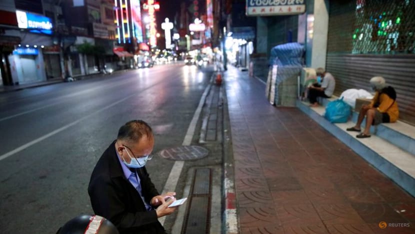 Thailand eases COVID-19 curbs on retail and restaurants to spur economy Thailand eases COVID-19 curbs on retail and restaurants to spur economy