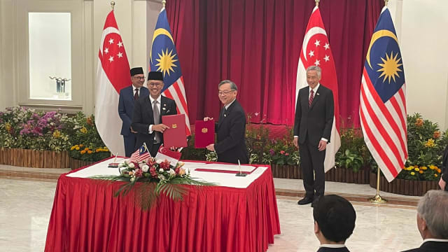 新马正式签署三项合作协定 包括数码和绿色经济合作