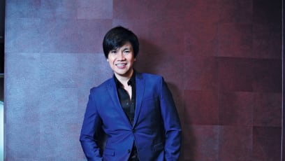 Lawyer Samuel Seow On Ex-Employee Who Withdrew Accusations That He Abused Her: “I Took Her To Church Twice.”