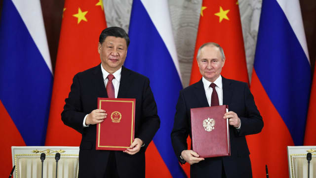 中俄领导人签署联合声明 强调须通过对话解决乌克兰危机