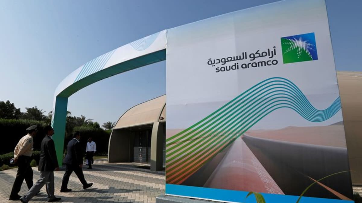 Vietnam seeks Saudi Aramco's investment in petrochemicals, oil refining