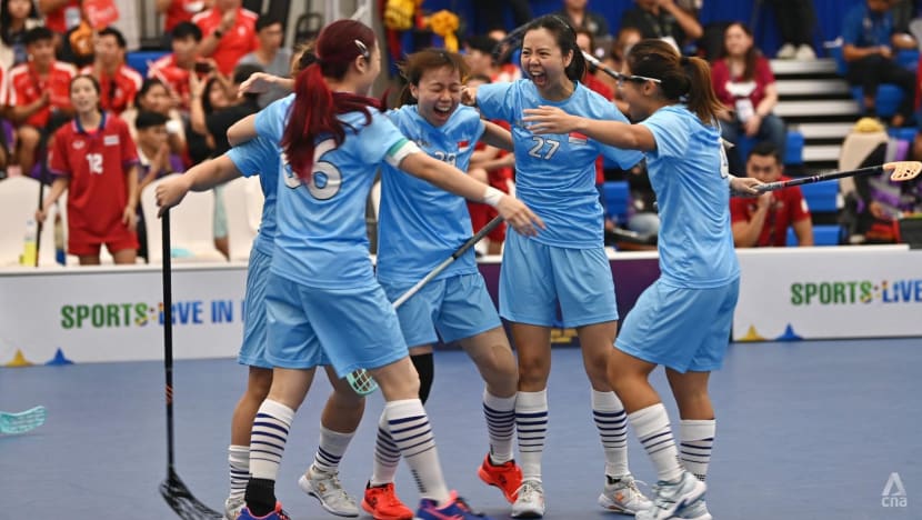 Floorball: Singapore sweep aside Thailand to take third SEA Games women’s title