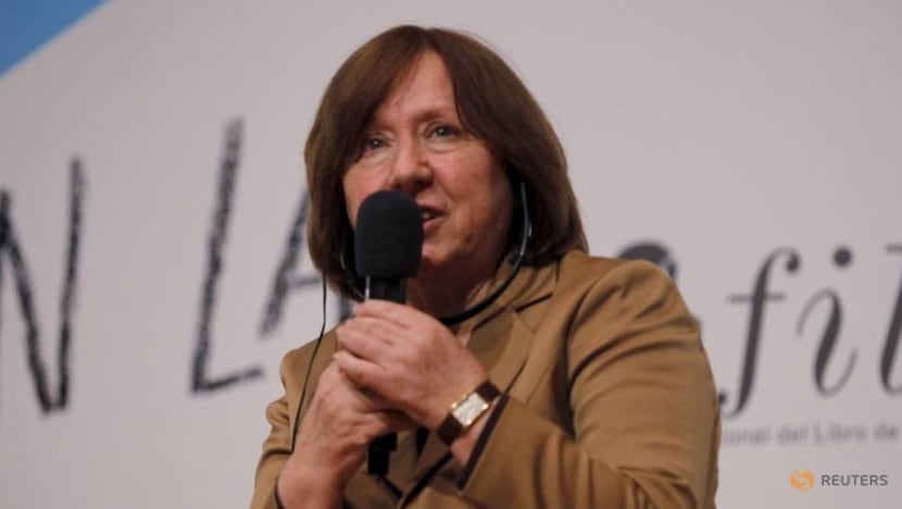 Protesters rounded up in Belarus; Nobel-winning writer due for questioning Protesters rounded up in Belarus; Nobel-winning writer due for questioning