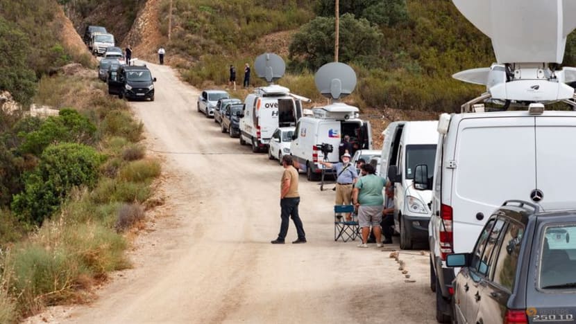 Prosecutor plays down hopes of breakthrough in Madeleine McCann search
