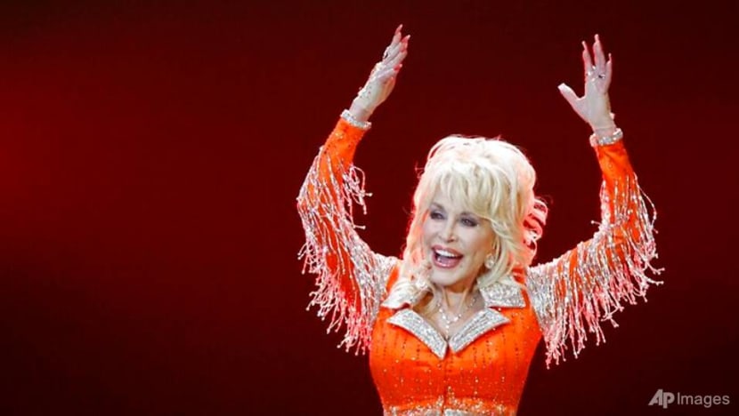 Singer Dolly Parton on why she hasn't got her COVID-19 vaccination yet