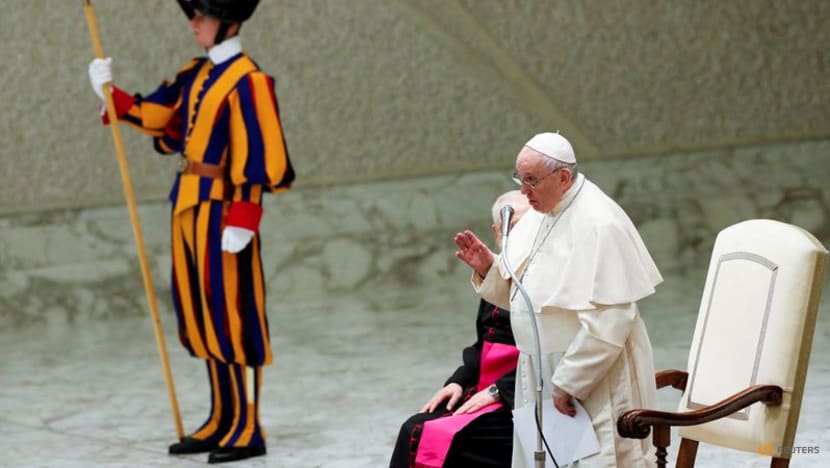 Be humble, Pope Francis tells Vatican administrators in toned-down Christmas greeting Be humble, Pope Francis tells Vatican administrators in toned-down Christmas greeting