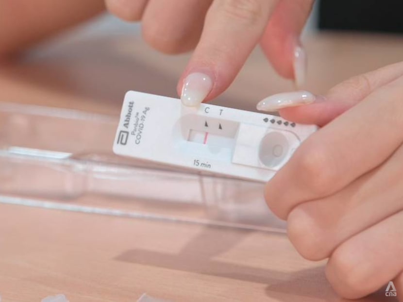 Employees with positive COVID-19 antigen rapid test result entitled to paid sick leave: MOM Employees with positive COVID-19 antigen rapid test result entitled to paid sick leave: MOM