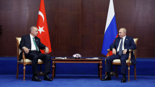 土耳其同俄罗斯和乌克兰领导人通话 讨论黑海粮食走廊