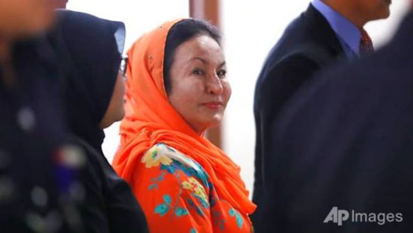 Kehadiran Rosmah 'ganggu' perbicaraan Najib