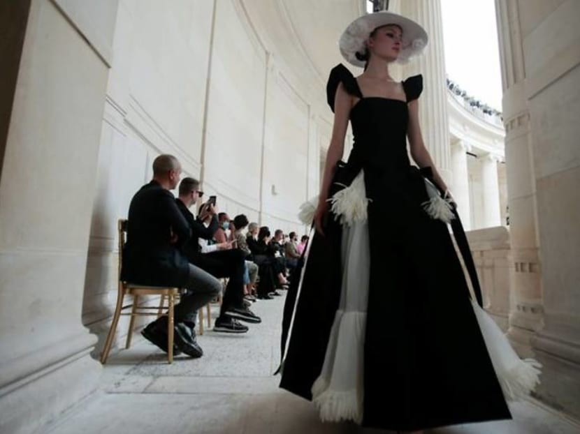 Chanel splashes plenty of colour at haute couture live show Chanel splashes plenty of colour at haute couture live show