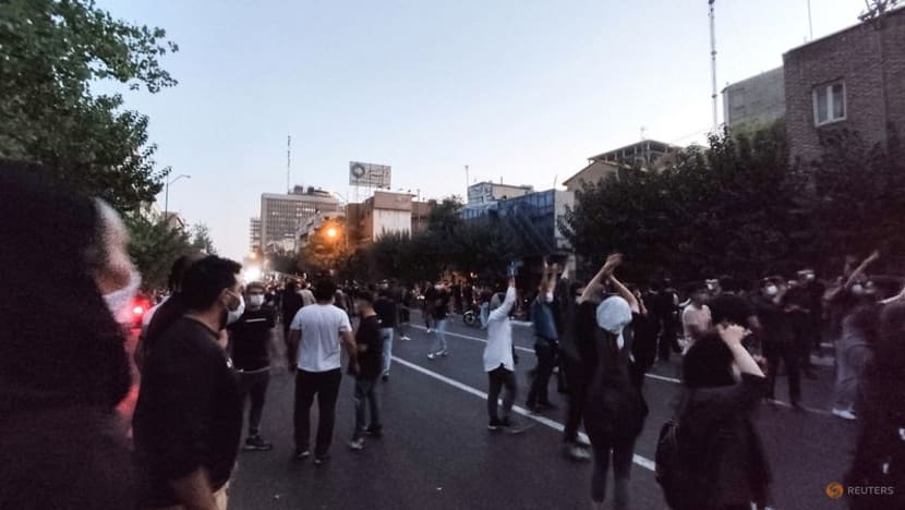 Iran's Raisi warns against 'acts of chaos' over Mahsa Amini's death Iran's Raisi warns against 'acts of chaos' over Mahsa Amini's death