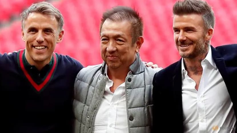 Hartawan S'pura Peter Lim ikrar S$30 juta sokong belia tempatan Hartawan S'pura Peter Lim ikrar S$30 juta sokong belia tempatan