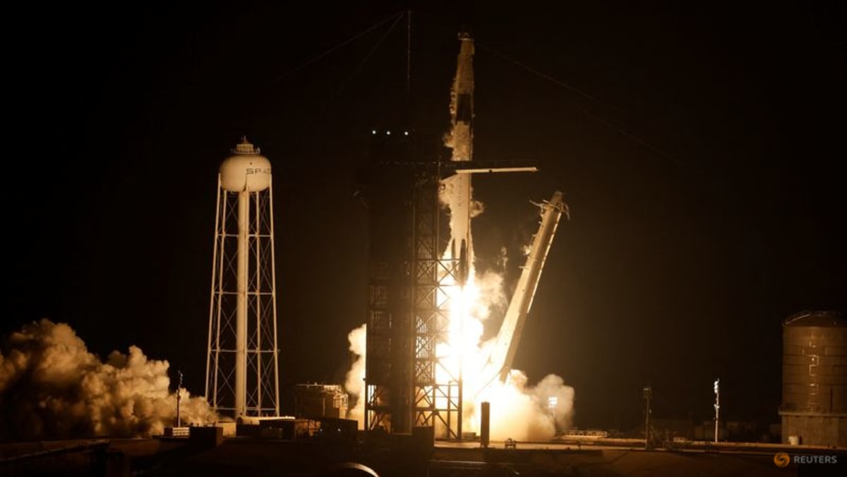 SpaceX meluncurkan kru stasiun luar angkasa terbaru ke orbit untuk NASA