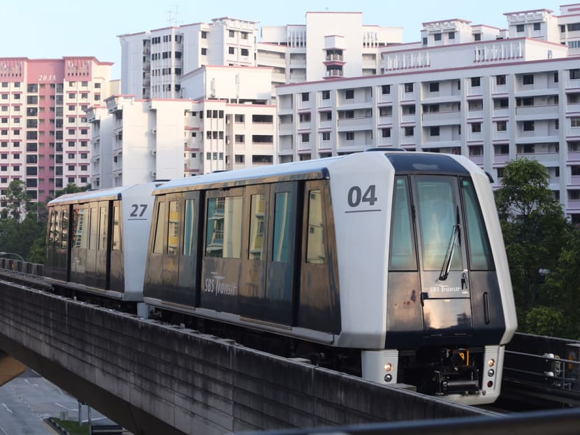 A Light Rapid Transit train pulling into a station in Sengkang in 2016. A Light Rapid Transit train pulling into a station in Sengkang in 2016.