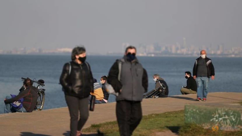 Argentina exceeds 300,000 COVID-19 cases, 6,000 deaths: Health ministry Argentina exceeds 300,000 COVID-19 cases, 6,000 deaths: Health ministry