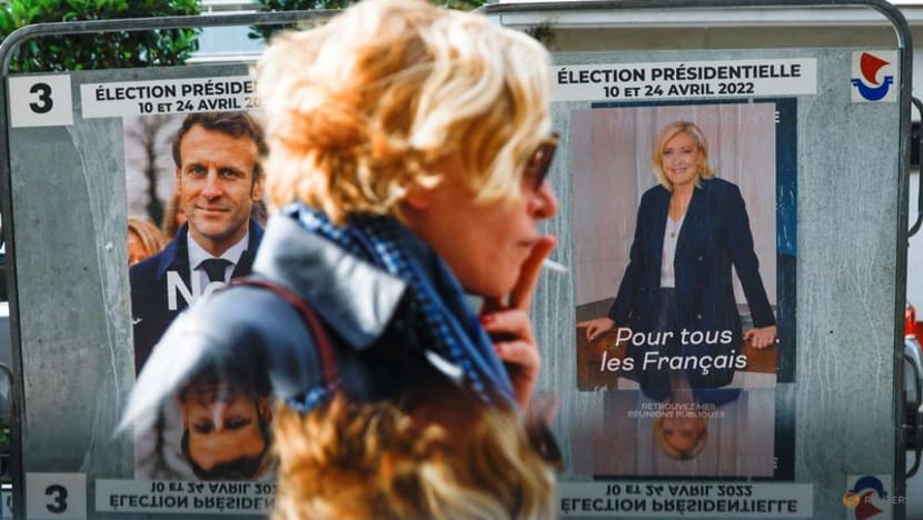 Macron, Le Pen clash on Russia, EU in angry TV debate Macron, Le Pen clash on Russia, EU in angry TV debate