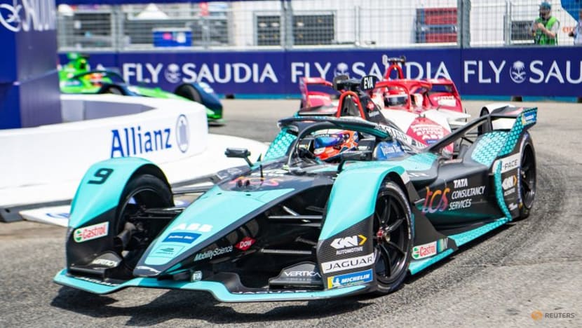 Formula E title goes down to Sunday's finale in Seoul
