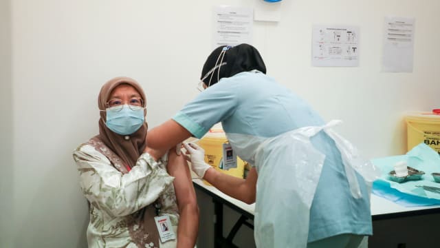 【冠状病毒19】马国逾90万人完成接种两剂疫苗