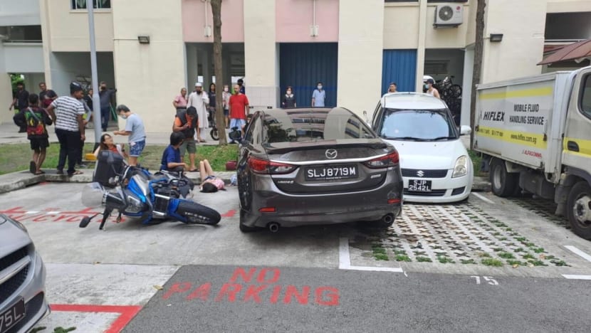 15-year-old girl among 3 people taken to hospital after accident at Yishun HDB car park