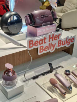A photo of wellness technology company Osim's Mother's Day campaign slogan that read "Beat her belly bulge" has drawn flak from some people.