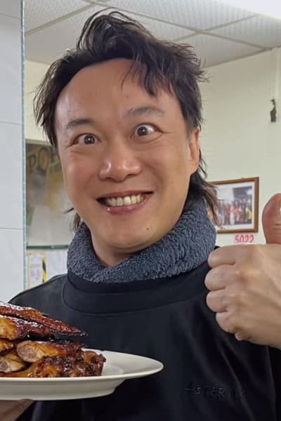 陈奕迅茶餐厅室外用餐　陪吃女子为何不是徐濠萦？