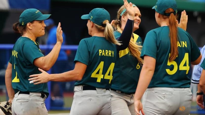 Olympics-Softball-Japan, US off to 2-0 start as action wraps in Fukushima Olympics-Softball-Japan, US off to 2-0 start as action wraps in Fukushima