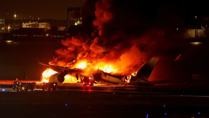 2024 01 02t175016z 1 lynxmpek010g9 rtroptp 3 japan airport fire