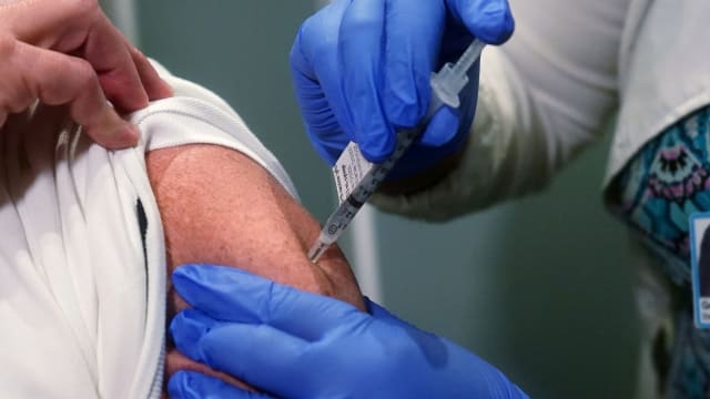 纽约强制医院员工接种疫苗期限到期 州政府或聘用国民兵填补空缺