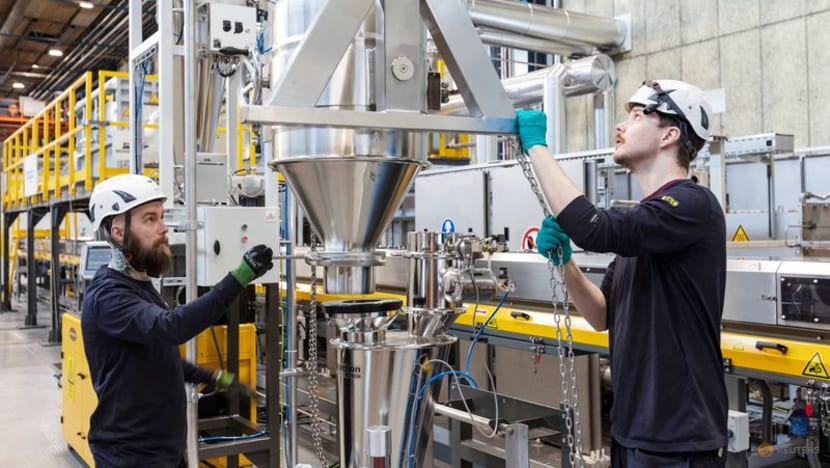 Analysis:Auto firms race to secure non-Chinese graphite for EVs as shortages loom