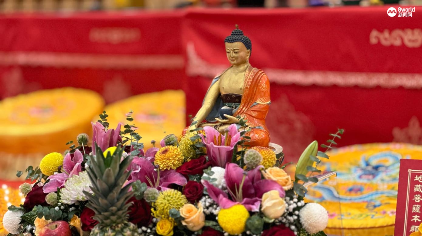 夫妇发现购买的佛像有400年历史 决定归还不丹