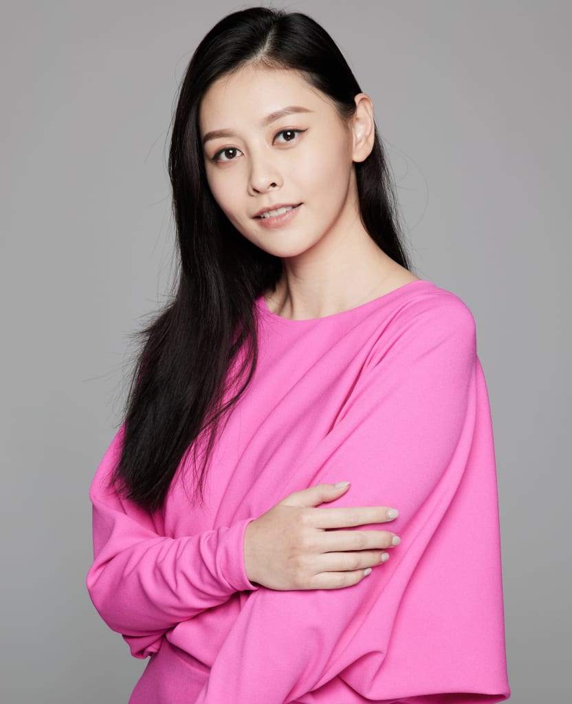 何盈莹 何盈莹