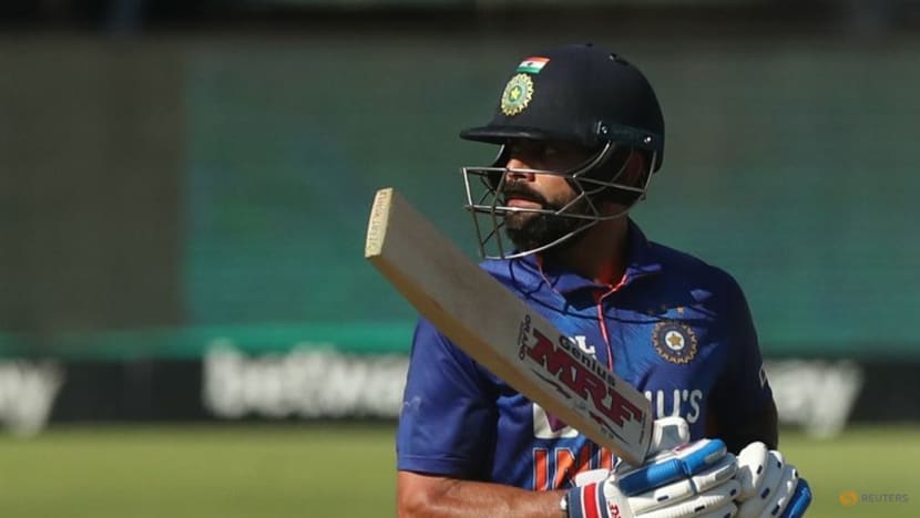 Kohli knock keeps Bangalore's IPL playoff hopes alive