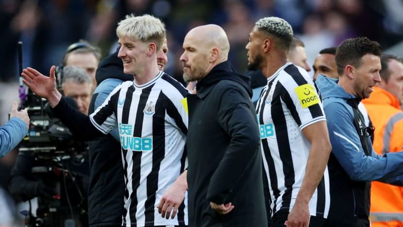 Man United hold players-only meeting after 'unacceptable' loss Man United hold players-only meeting after 'unacceptable' loss
