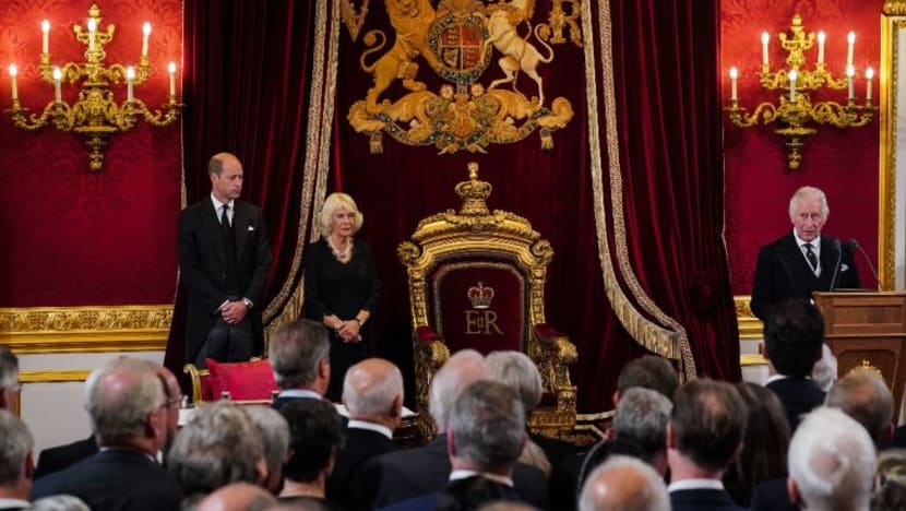 Raja Charles III diisytihar sebagai raja baru di upacara bersejarah
