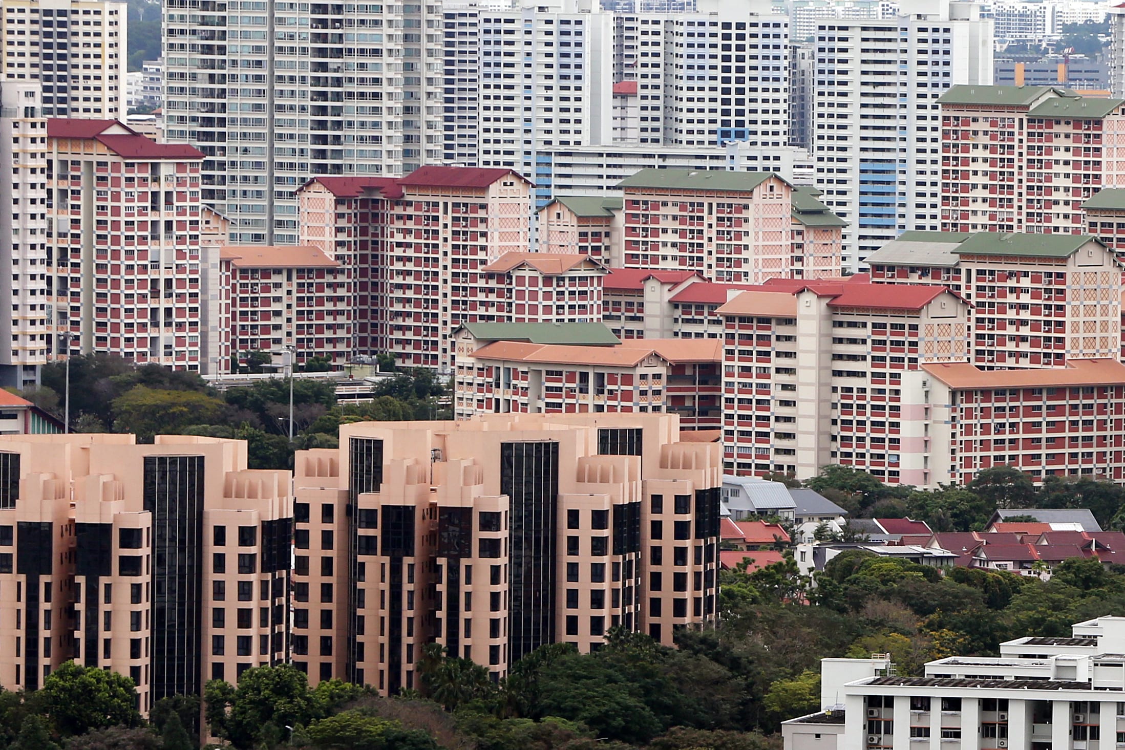 Man, 32, to be charged over alleged role in 24 rental scam cases with S$55,000 in losses Man, 32, to be charged over alleged role in 24 rental scam cases with S$55,000 in losses