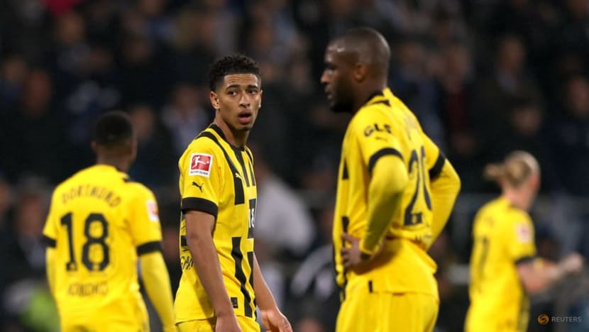 Leaders Dortmund stumble in title race with 1-1 draw at Bochum