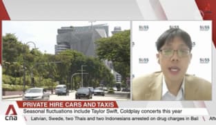 More private hire car drivers and cabbies on the roads with each taking home less in earnings